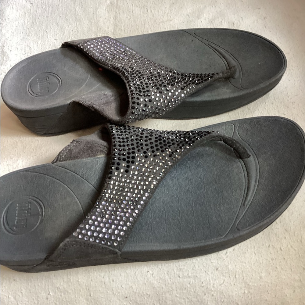 Women’s Fitflop Grey  Rhinestone Sandals- Size 9- Pre-owned - Picture 7 of 7
